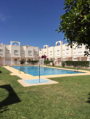 Precioso Duplex con piscina a 300m de la playa.